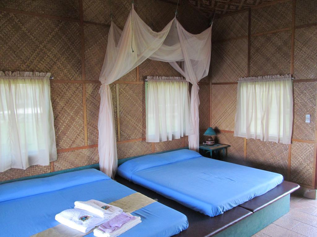 Parrot Paradise Resort Boljoon Zimmer foto