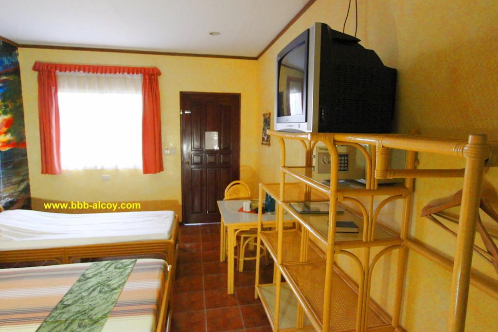 Parrot Paradise Resort Boljoon Zimmer foto
